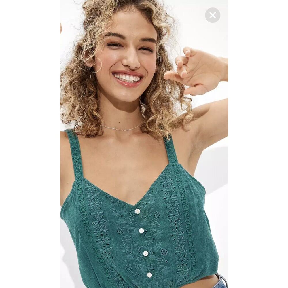 American Eagle Cropped Lace Green Trim Cami - Size S - Picture 5 of 6